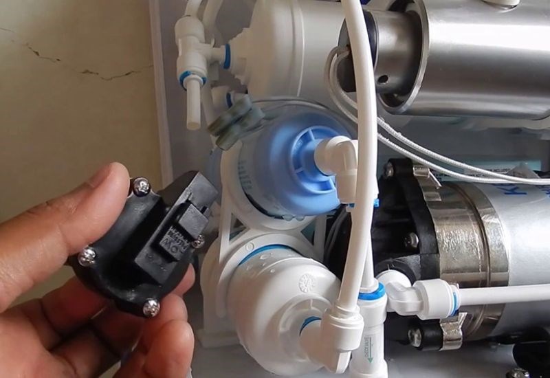 Van m&aacute;y bị hỏng