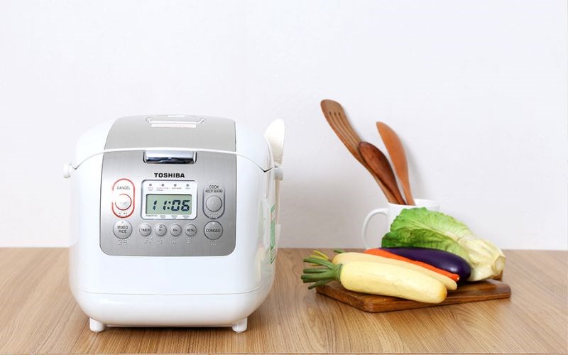 Nồi cơm điện tử Toshiba 1.8 l&iacute;t RC-18NMFVN(WT)