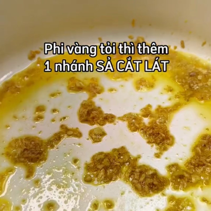 Bước 3 Xào nghêu Nghêu sốt chanh dây