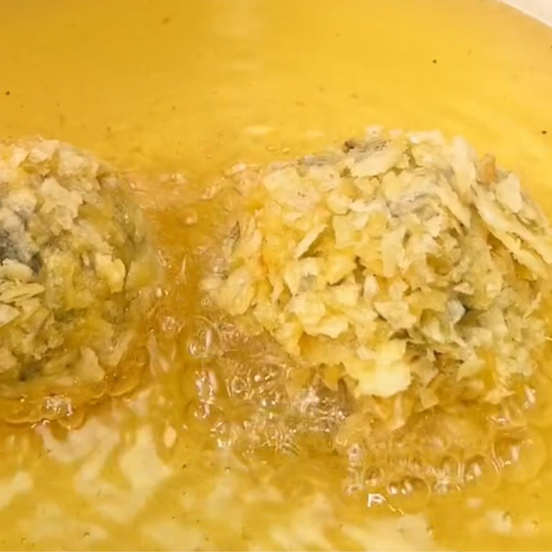 Bước 2 Chế biến Tôm viên phô mai (Công thức được chia sẻ từ Tiktok Vào bếp cùng Điện máy XANH)