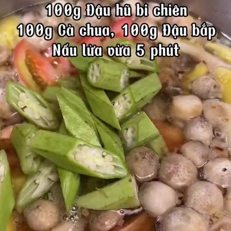 Bước 3 Nấu canh Canh chua bông điên điển chay (Công thức được chia sẻ từ Tiktok Bếp chay XANH)