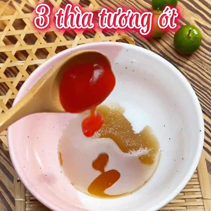 Bước 2 Làm nước sốt Hột vịt lộn nướng (Công thức được chia sẻ từ TikTok Vào bếp cùng Điện máy XANH)