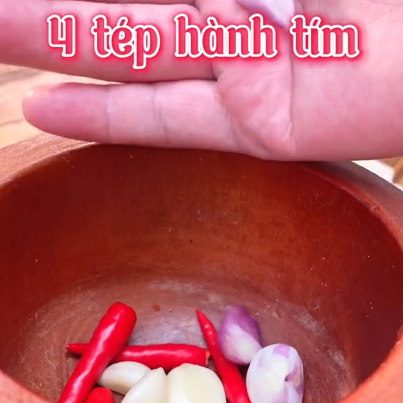 Bước 2 Làm nước sốt thái Tôm sốt thái (Công thức được chia sẻ từ TikTok Vào bếp cùng KitchenAZ)