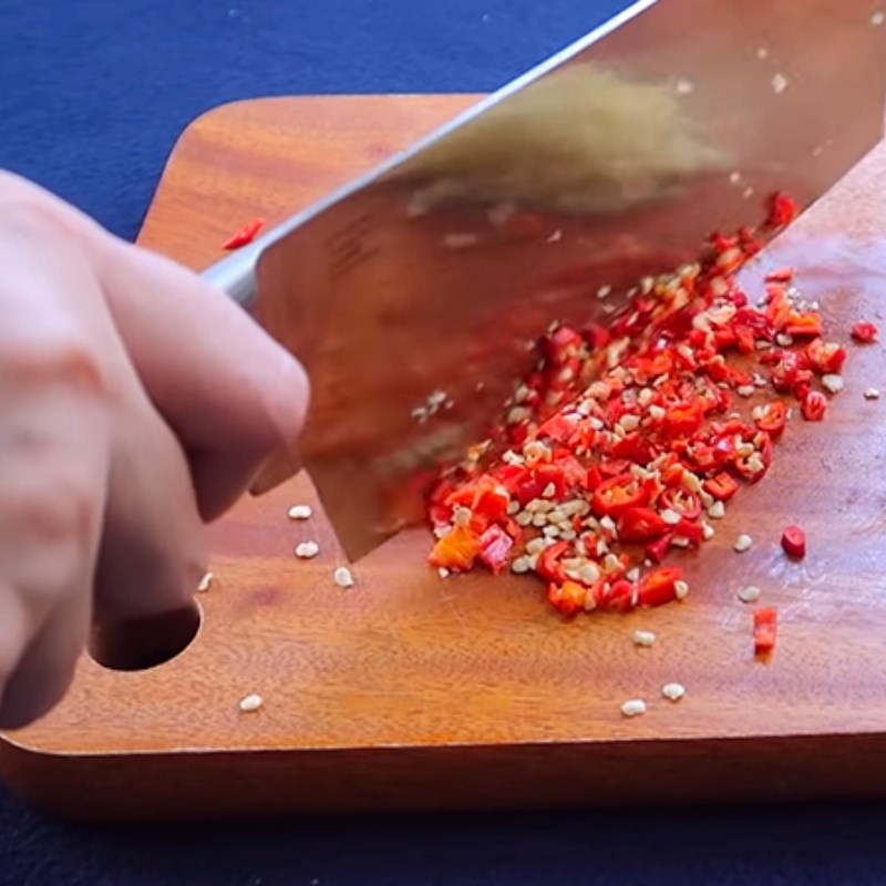 Bước 1 Sơ chế nấm Nấm bào ngư chiên giòn kèm nước chấm me (Công thức được chia sẻ bởi Tiktok Bếp chay XANH)