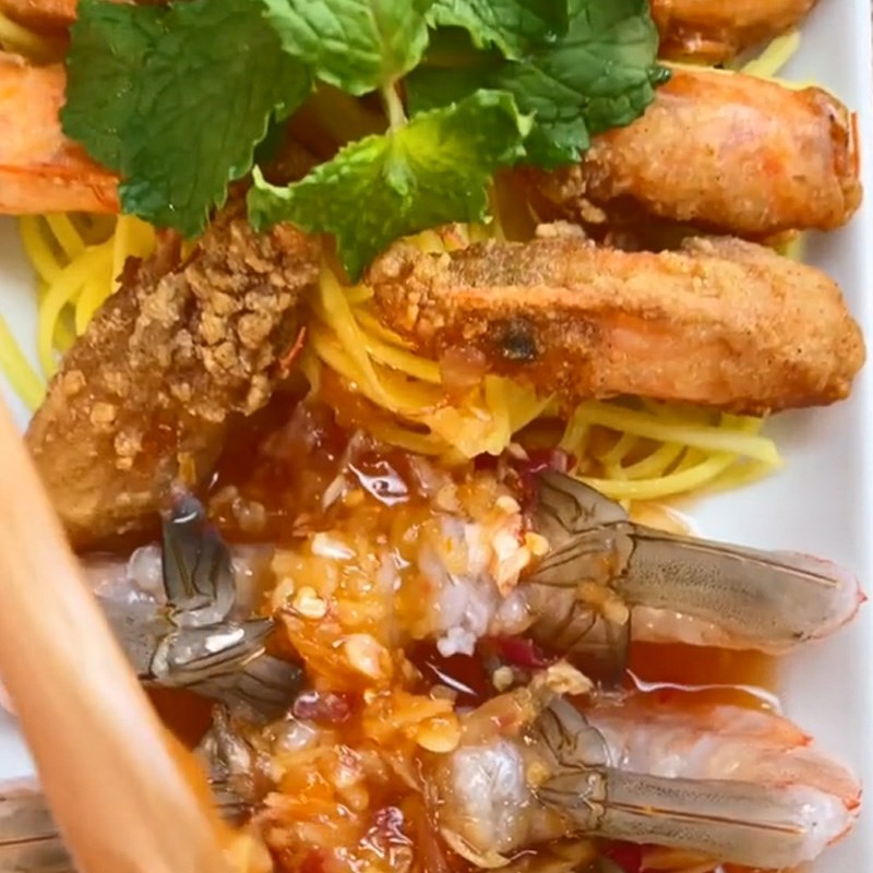 Bước 4 Thành phẩm Tôm sốt thái (Công thức được chia sẻ từ TikTok Vào bếp cùng KitchenAZ)