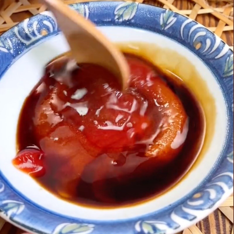 Bước 2 Làm xốt chua ngọt Nấm đùi gà xào chua ngọt