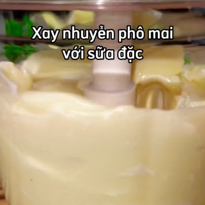 Bước 1 Xay phô mai cùng sữa đặc Sữa chua phô mai cốm non (Công thức từ kênh tiktok Vào bếp Cùng Điện máy XANH)
