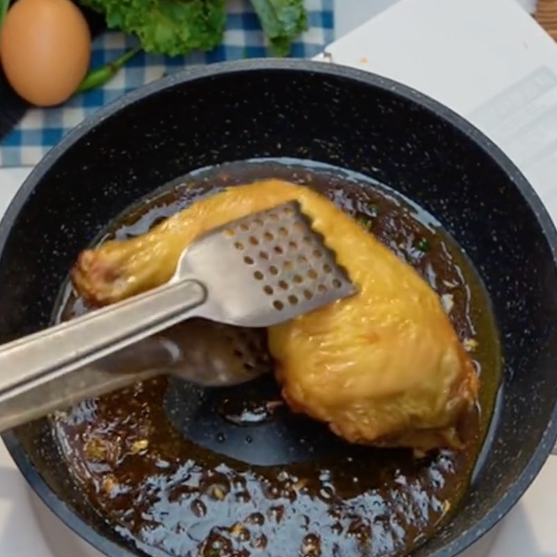 Bước 3 Xốt nước mắm Cơm chiên muối ớt xanh (Công thức từ kênh Tiktok Vào bếp cùng Điện máy XANH)