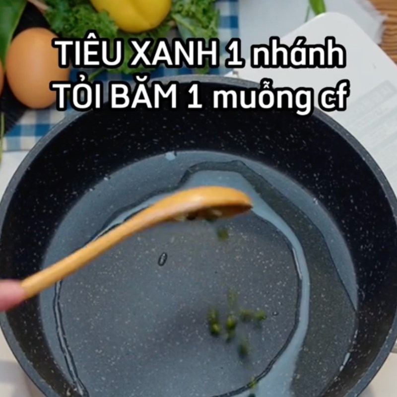 Bước 3 Xốt nước mắm Cơm chiên muối ớt xanh (Công thức từ kênh Tiktok Vào bếp cùng Điện máy XANH)