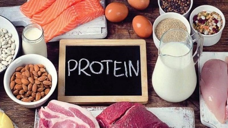Bổ sung các thực phẩm chứa nhiều protein để da nhanh hồi phục