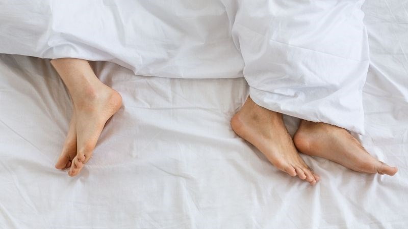 Bệnh suy sinh dục ở nam giới thường biểu hiện qua triệu chứng giảm ham muốn tình dục