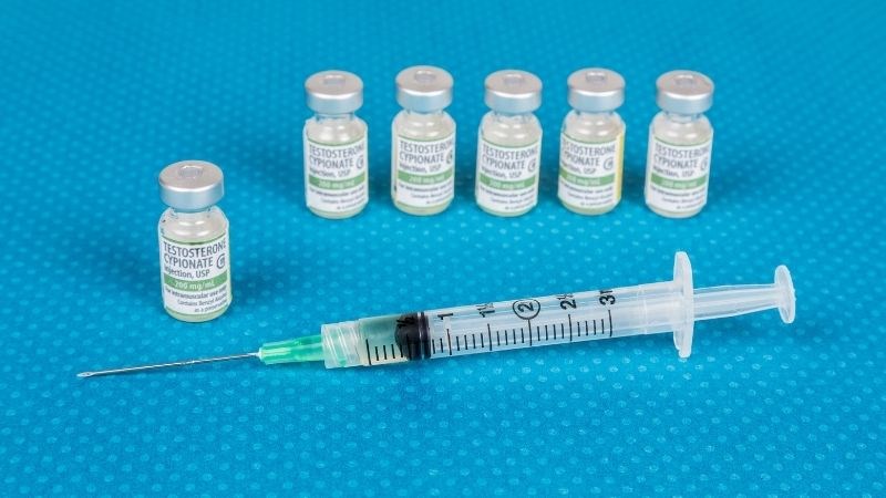 Điều trị suy sinh dục ở trẻ trong giai đoạn dậy thì bằng cách tiêm testosterone định kỳ