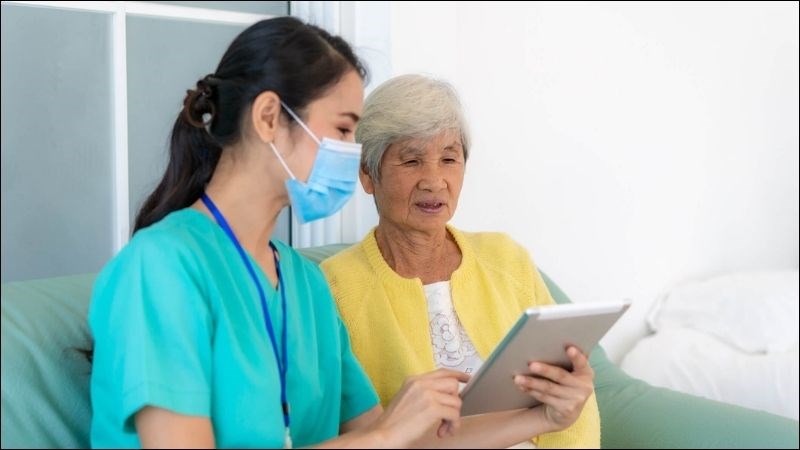 Tuổi càng cao thì nguy cơ mắc đau thắt ngực càng nhiều