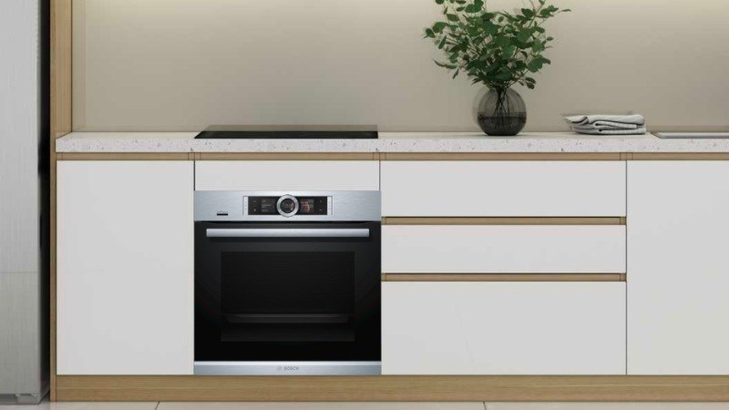 L&ograve; vi s&oacute;ng Bosch serie 8 c&oacute; dung t&iacute;ch 71 l&iacute;t