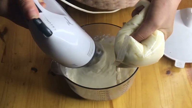 C&aacute;ch xử l&yacute; bơ bị t&aacute;ch dầu