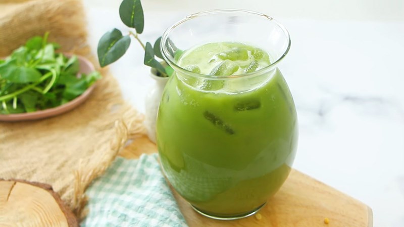 C&oacute; n&ecirc;n xay rau m&aacute; bằng m&aacute;y &eacute;p chậm kh&ocirc;ng?