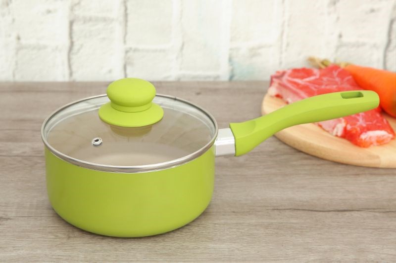 Qu&aacute;nh nh&ocirc;m chống d&iacute;nh nắp k&iacute;nh 16 cm Sunhouse SMP151 Xanh l&aacute;