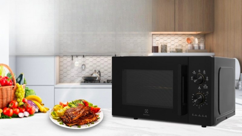 L&ograve; vi s&oacute;ng c&oacute; nướng Electrolux EMG23K22B 23 l&iacute;t