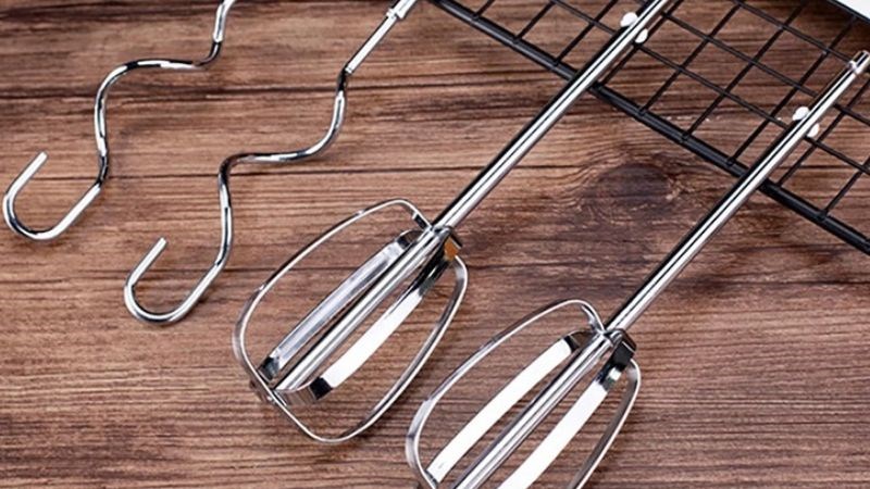 Que đ&aacute;nh trứng