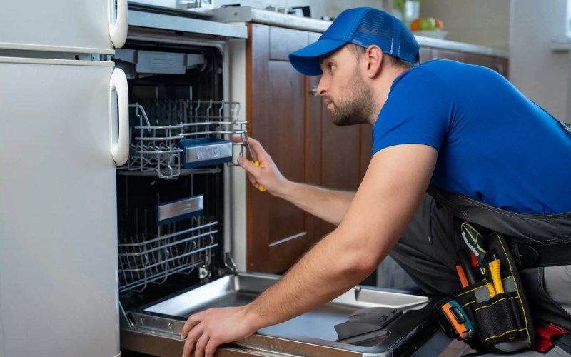 C&aacute;ch khắc phục hiệu quả m&aacute;y rửa b&aacute;t đang chạy th&igrave; mất điện