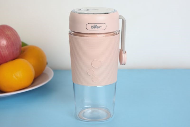 Máy xay sinh tố sạc điện mini có tốt không?