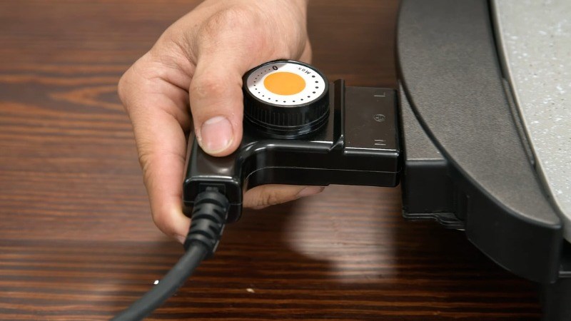 Kiểm tra linh kiện bếp nướng điện