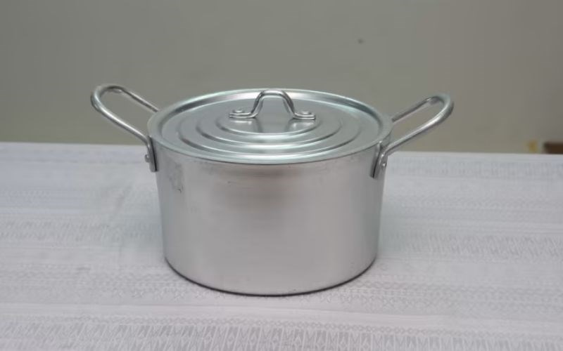 D&ugrave;ng xi măng ướt