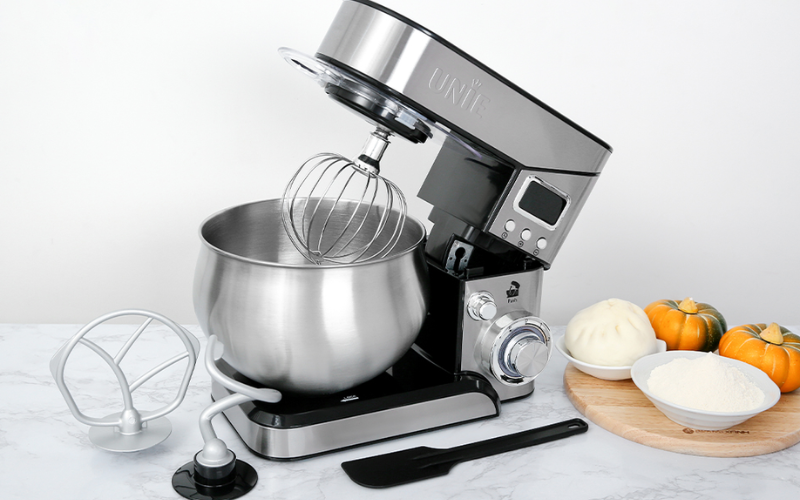 M&aacute;y nhồi bột đ&aacute;nh trứng Unie EM2