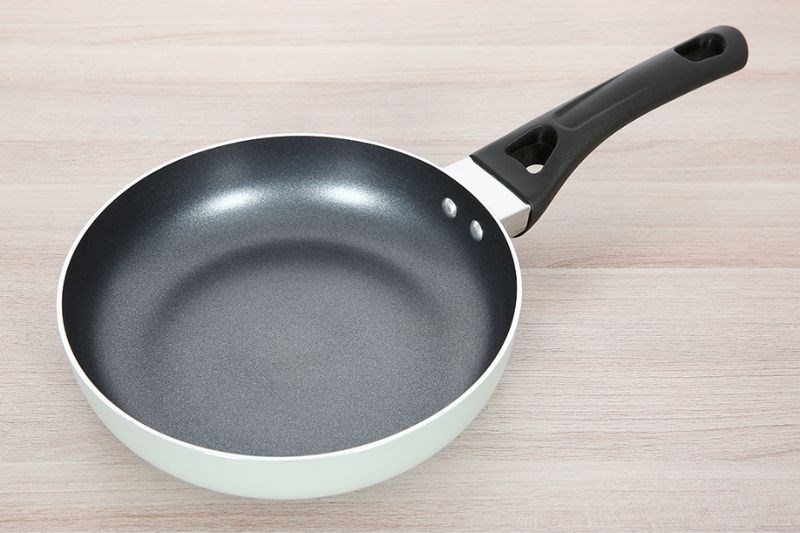 Chảo nh&ocirc;m chống d&iacute;nh đ&aacute;y từ 20 cm Elmich Smartcook SM5705MN