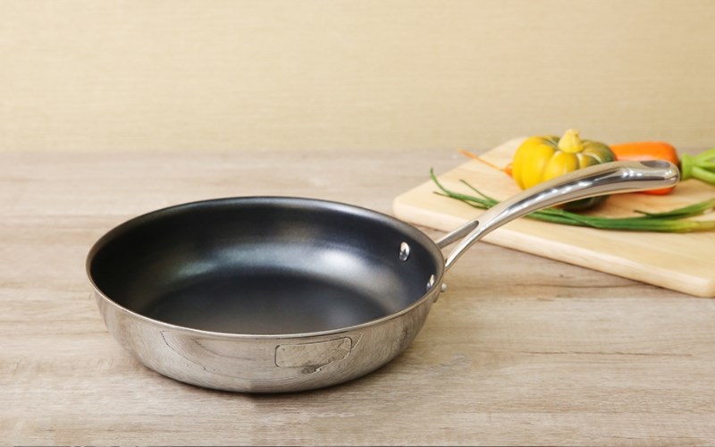 Chảo inox chống d&iacute;nh đ&aacute;y từ 24 cm Elmich Tri-Max 2353738