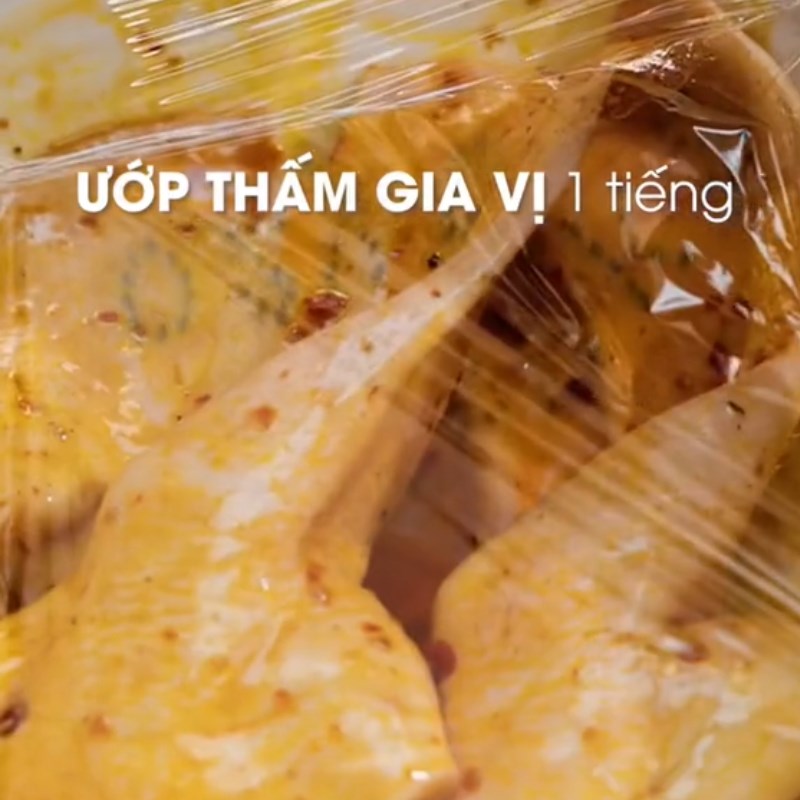 Bước 3 Chế biến Tai heo nướng sa tế (Công thức được chia sẻ từ Tiktok Vào bếp cùng Điện máy XANH)