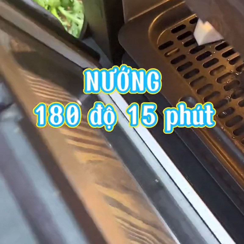 Bước 2 Chiên khoai môn Lẩu bò sa tế (Công thức được chia sẻ từ TikTok Vào bếp cùng Mr. Lẩu)