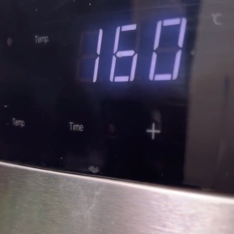 Bước 3 Lắc trứng cút phô mai Trứng cút lắc phô mai (Công thức từ kênh tiktok Vào bếp Cùng Điện máy XANH)