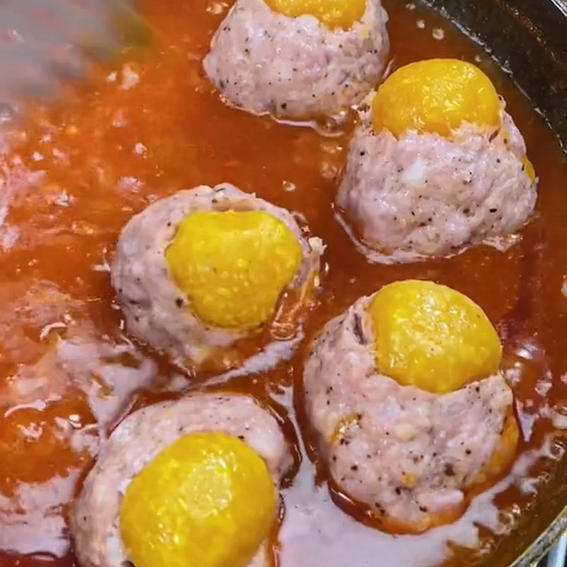 Bước 3 Làm xíu mại trứng muối Xíu mại trứng muối (Công thức được chia sẻ từ TikTok Vào bếp cùng Điện máy XANH)