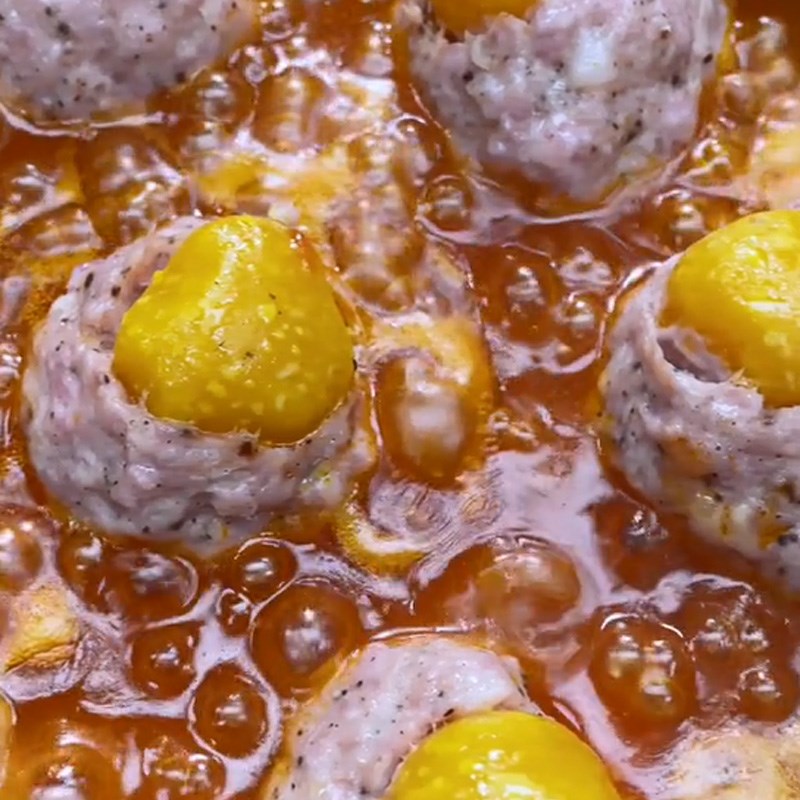 Bước 3 Làm xíu mại trứng muối Xíu mại trứng muối (Công thức được chia sẻ từ TikTok Vào bếp cùng Điện máy XANH)