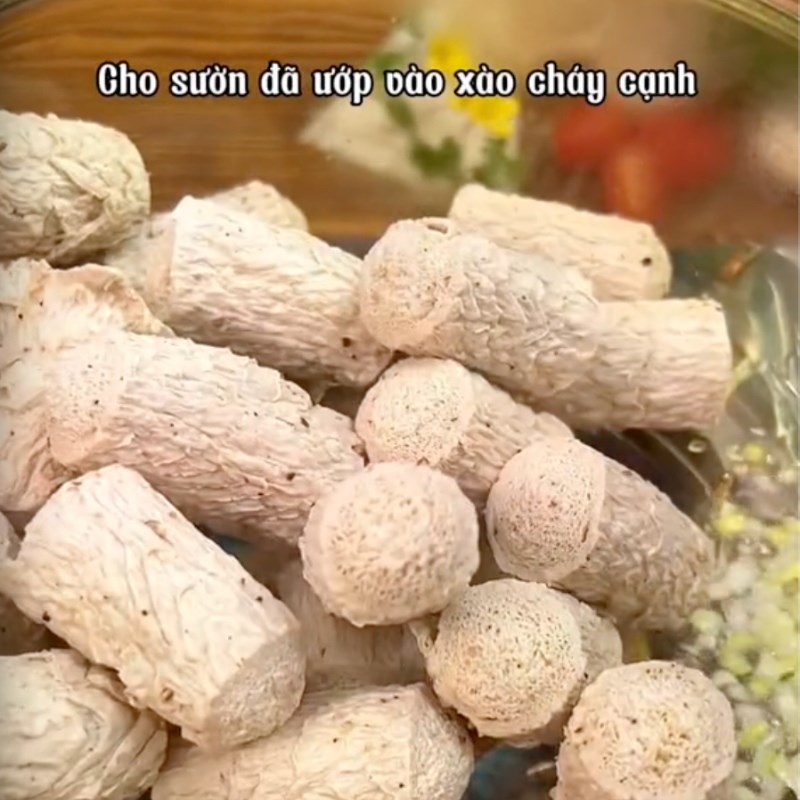 Bước 3 Nấu nước dùng Bún nước lèo chay bằng sườn non chay