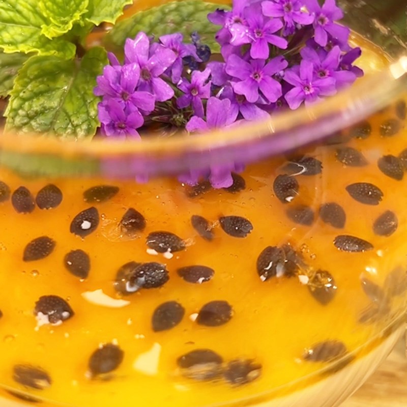 Bước 4 Thành phẩm Panacotta chanh dây (Công thức được chia sẻ từ TikTok Vào bếp cùng KitchenAZ)