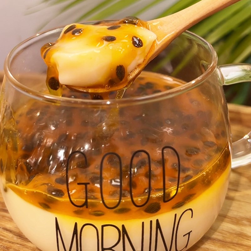 Bước 4 Thành phẩm Panacotta chanh dây (Công thức được chia sẻ từ TikTok Vào bếp cùng KitchenAZ)