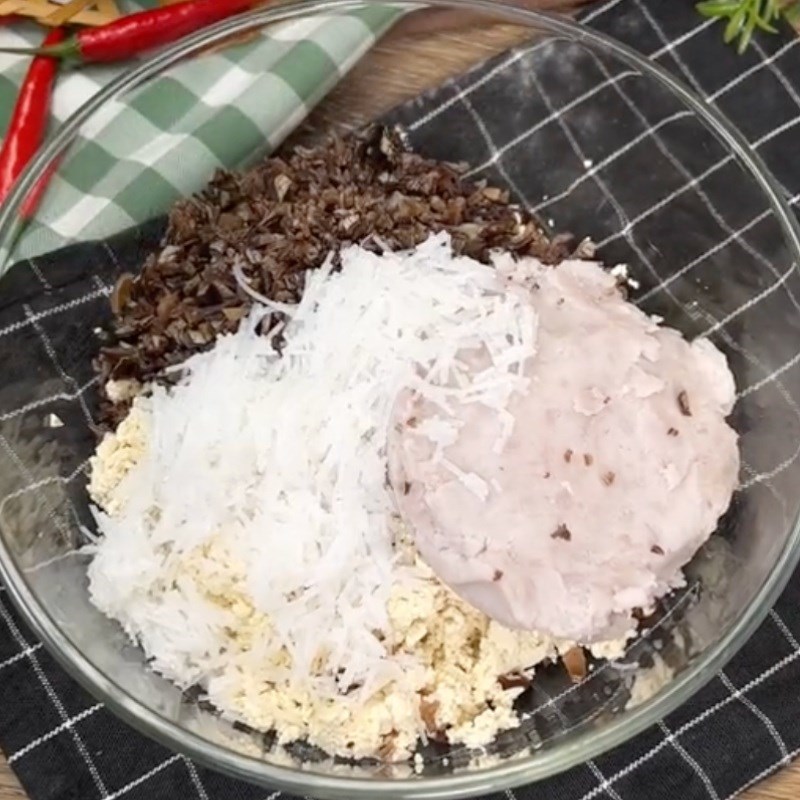 Bước 3 Trộn nguyên liệu Chả hấp chay khoai môn