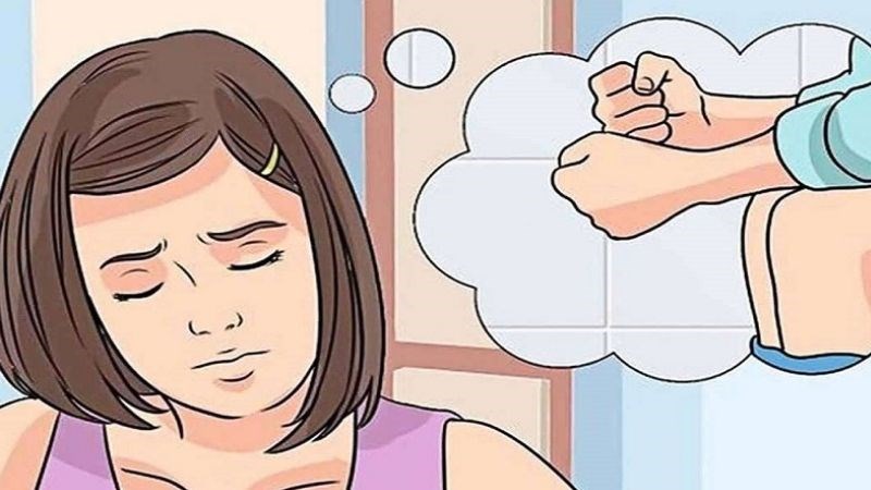 Rặn mạnh có thể làm cho tạng thoát ra khỏi cơ thành bụng