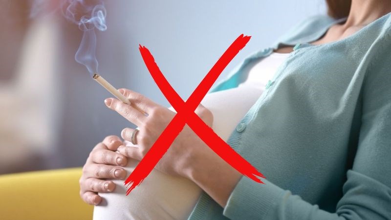 Để giảm nguy cơ con bị lỗ tiểu lệch thấp, phụ nữ có thai không nên hút thuốc lá