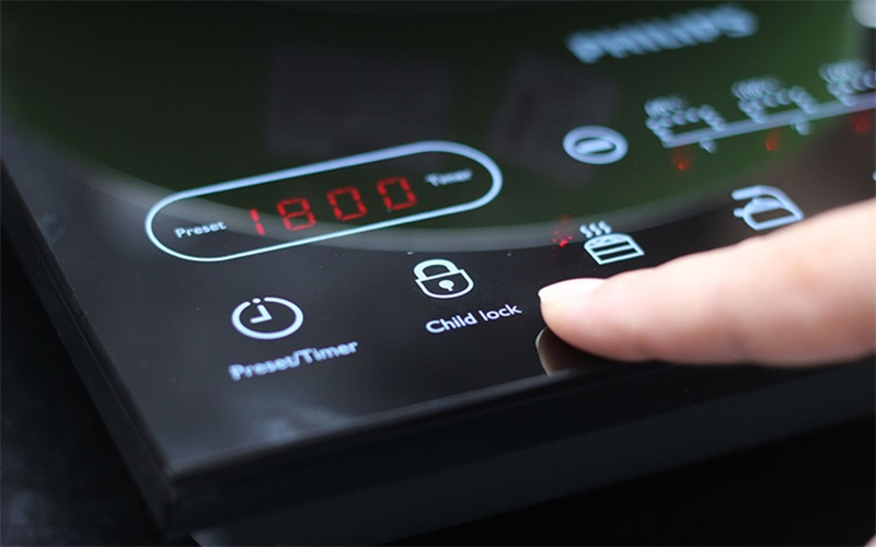 Nhận biết bếp từ c&ocirc;ng nghệ li&ecirc;n tục đồng hồ đo