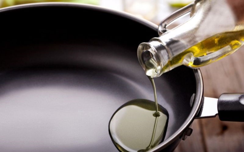 Sử dụng dầu ăn