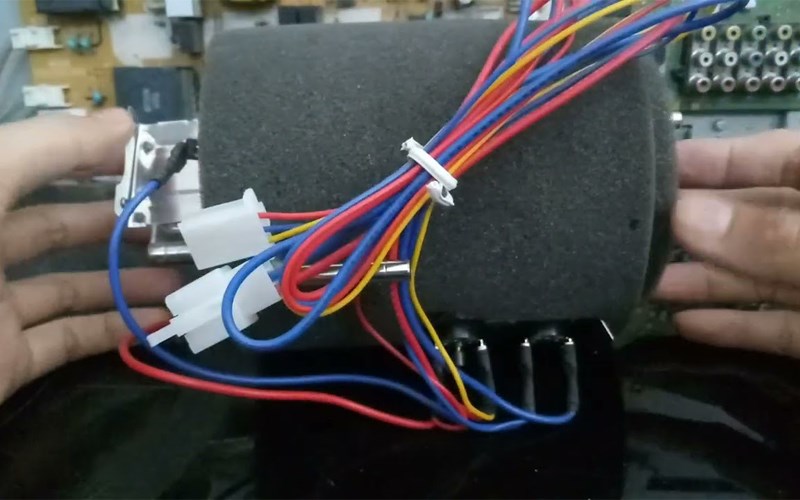 Bầu đun nước n&oacute;ng bị hư