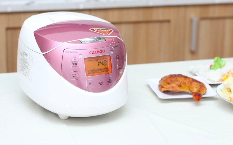 Nồi cơm điện tử Cuckoo 1 l&iacute;t CR- 0631F 