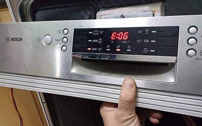 Nguyên nhân lỗi vòi nước máy rửa bát Bosch