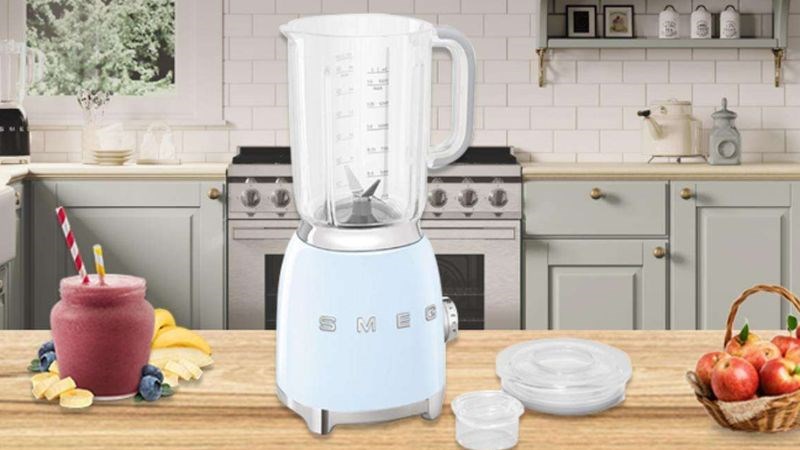 M&aacute;y xay sinh tố Smeg BLF01PBEU (535.43.638)