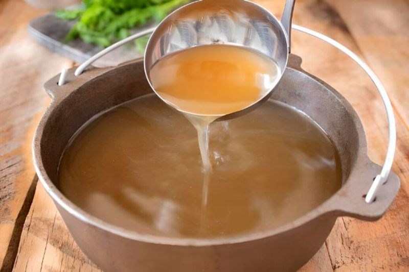 C&aacute;ch bảo quản nước hầm xương tại nh&agrave;