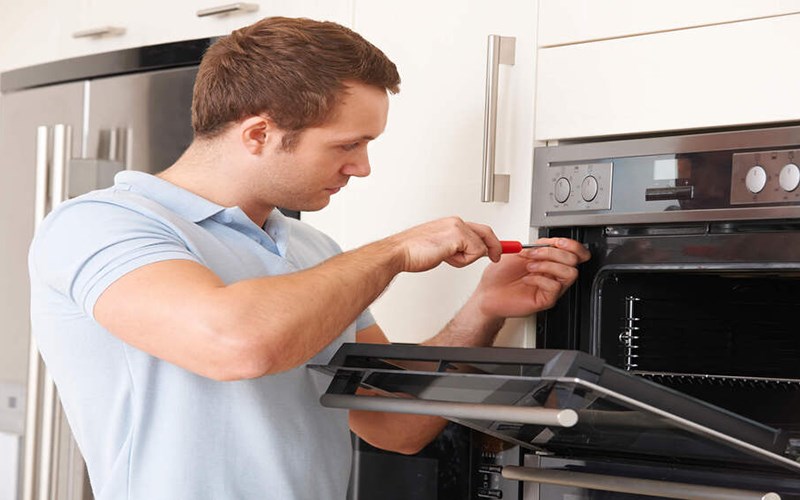 kiểm tra cẩn thận c&aacute;c ốc bị lỏng lẻo