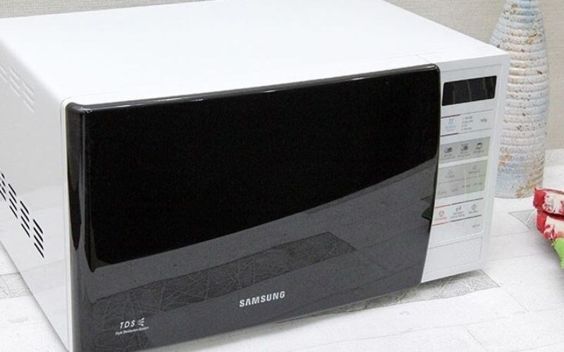 Một số lỗi kh&aacute;c thường gặp l&ograve; vi s&oacute;ng Samsung